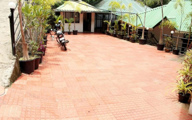 Mist Inn Resort