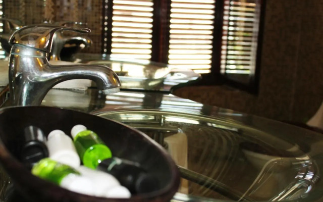 Al Johari Hotel & Spa