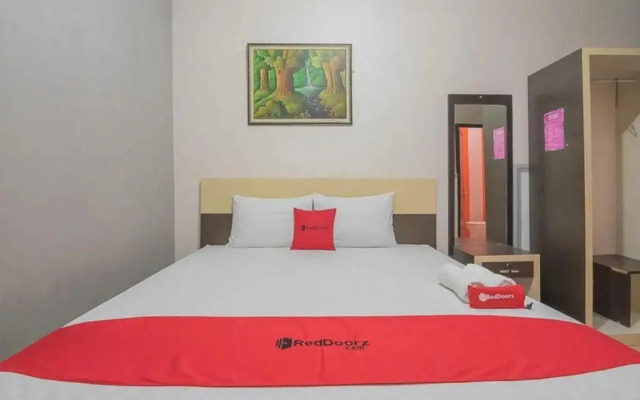 Hotel Aqila by Reddoorz