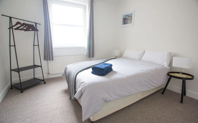 Short Stay Bristol - Mina B2 Apartment