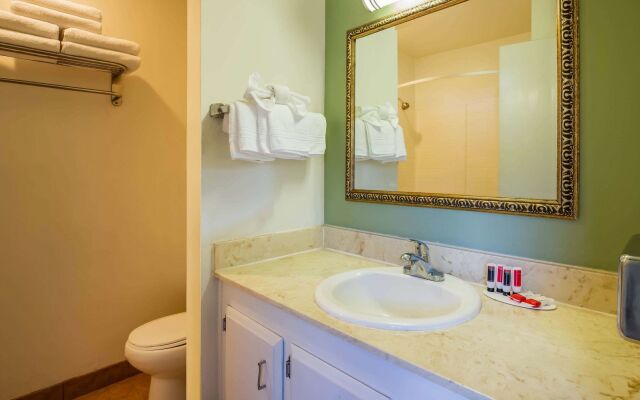 Travelodge by Wyndham Red Bluff South of Redding