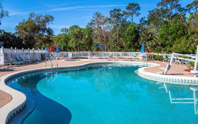 Barefoot Suites