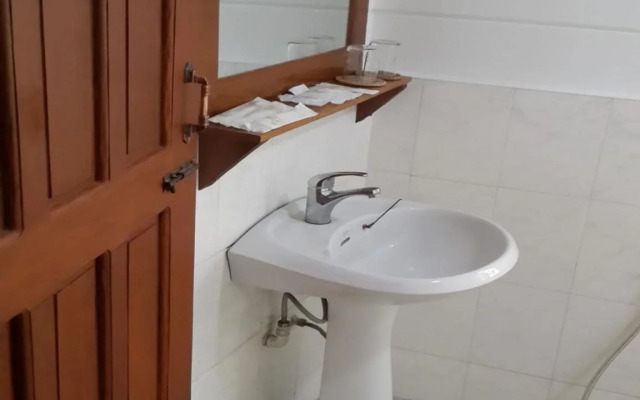 Thiri Nanda Villa