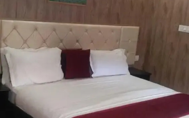 Hotel Leisure Palace