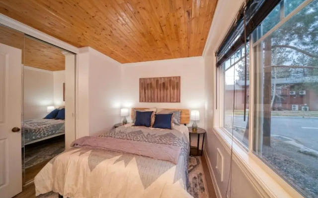 The Moose and Maple Lodge