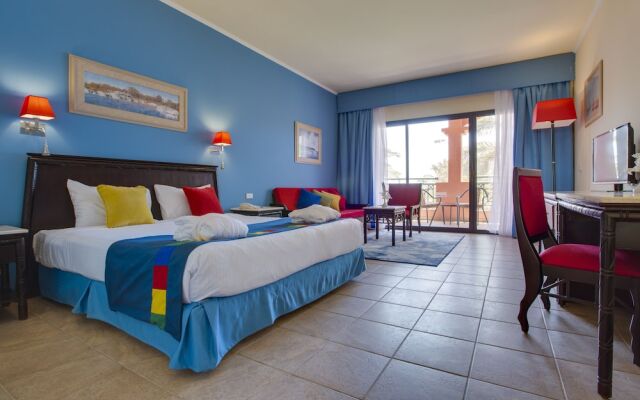 Parrotel Aquapark Resort