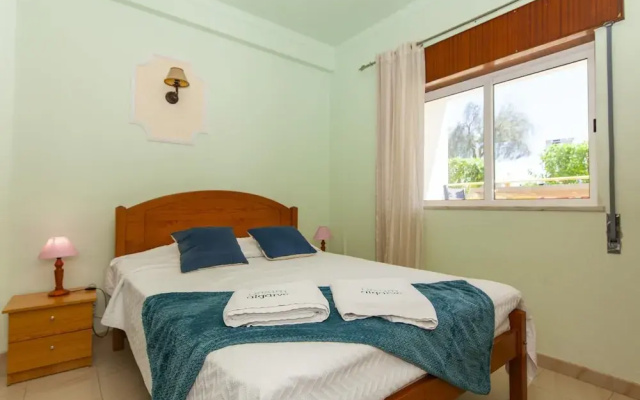 A10 Windmill 1 Bed with Pool by Dreamalgarve