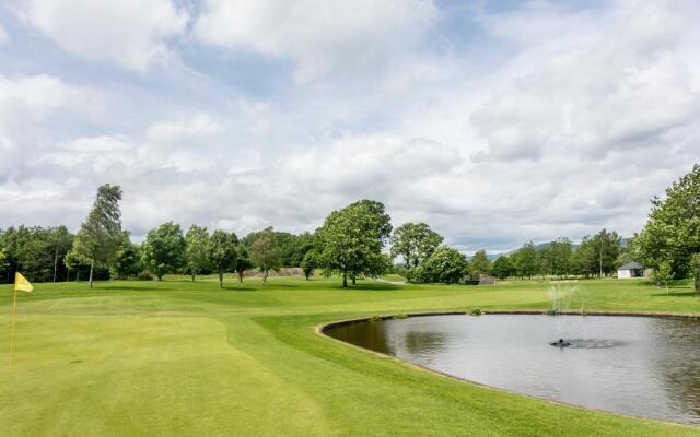 Golf Apartment @ Carus Green