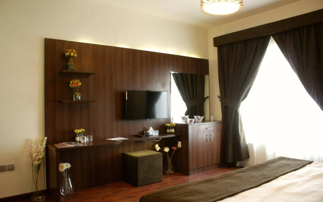 Weekend Hotel & Apartments