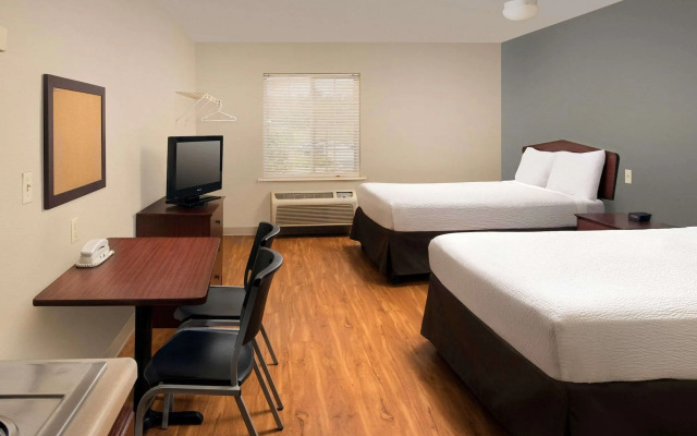 WoodSpring Suites Kansas City Liberty