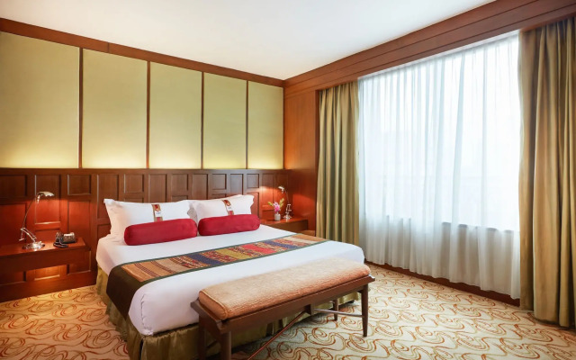 Davis Bangkok
