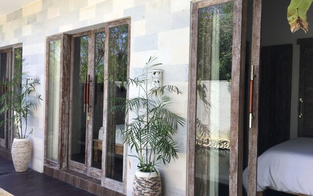 Pachira Lembongan Villa