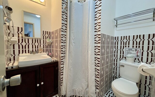 Parham Plaza Hotel
