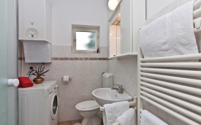 Beautiful Home in Medulin With Wifi and 2 Bedrooms