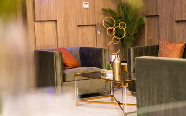 Five Season Hotel