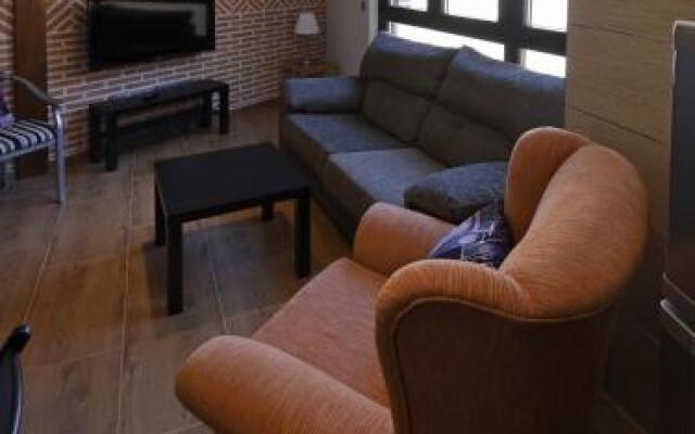 Apartamentos La Rocanda