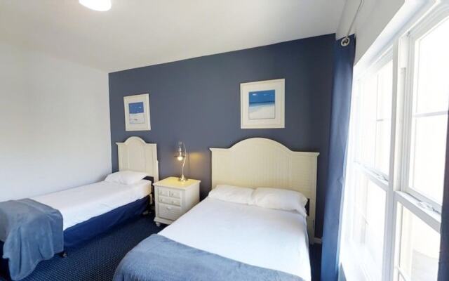 Runaway Beach - 3 Bd Villa (RW15204)