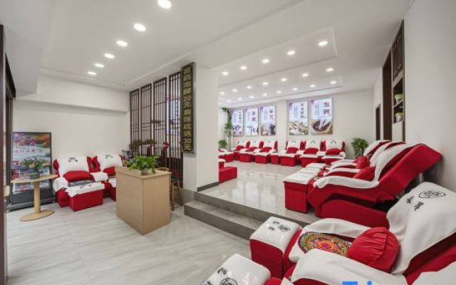 Phoenix Ancient City · Lanyue Near | Hidden Lane, Cloud Nest Elegant House (Nanhua Bridge Branch)