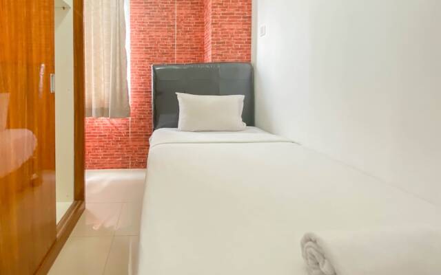 Comfort And Homey 3Br Bassura City Apartment