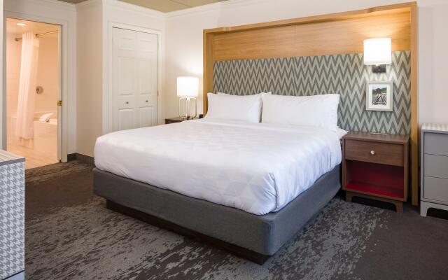 Holiday Inn Salem - I-93 at Exit 2 by IHG