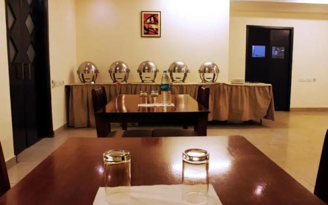 Fabhotel Camria Dlf Phase 3
