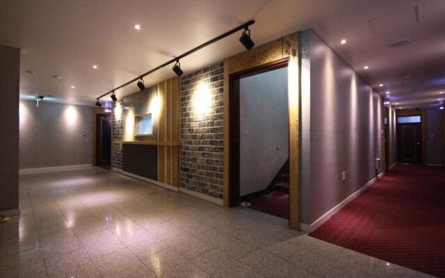 Gimhae Jangyu Check hotel