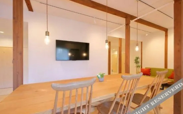 Raku Hostel Osaka