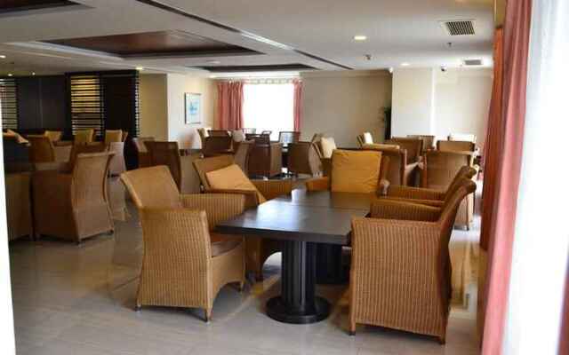 Resort Suites Hotel