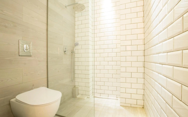 High-End Luxury Apartment