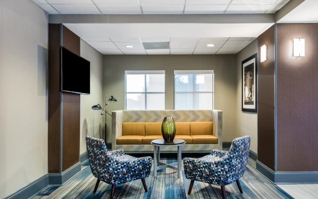 Holiday Inn Express & Suites Grenada by IHG