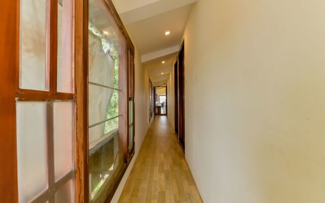 OYO 13683 EGC Houseboat 9 BHK