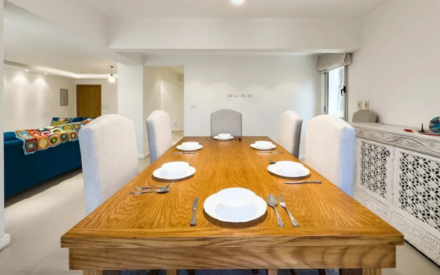 The Classic Contemporary Apartment, 2bdr