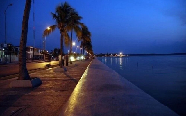 Hostal Barcelo
