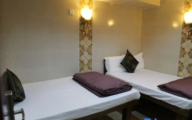 Russian Hostel