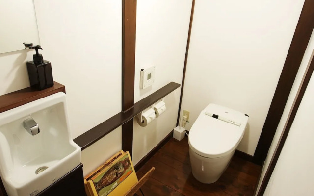 KAMIYASHIKI Private Hotel Self Check-in