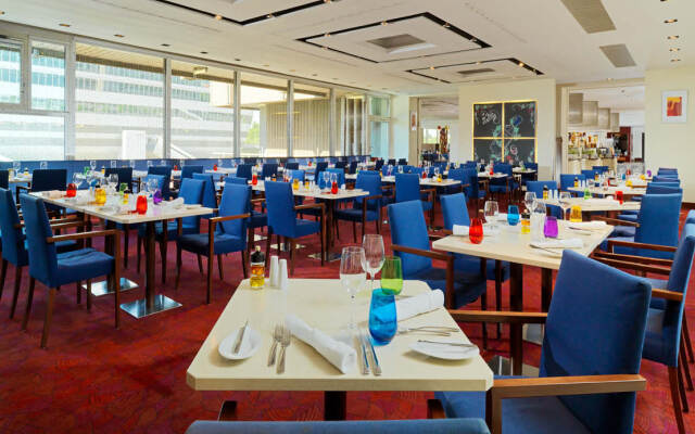 Sheraton Frankfurt Airport Hotel & Conference Center