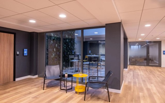 Golden Tulip Lyon Ouest Techlid Hotel & Spa