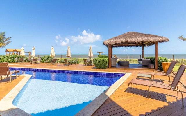 IT27 Village 3 Suítes Pé na Areia