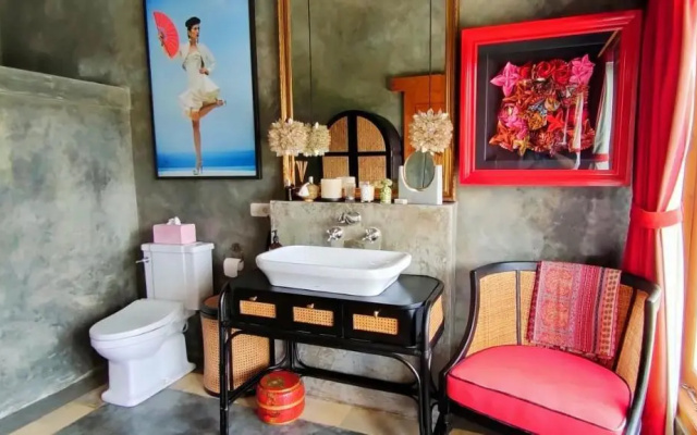 H616 Vintage Elegance with sea view – Guest Rooms – Kubutambahan