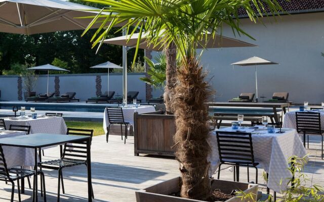 Château De La Resle - membre Design Hotels