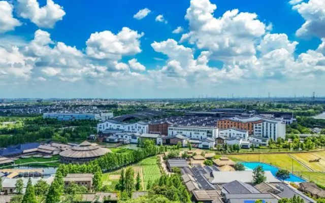 Arcadia Village Hotel – Outside – Jiaxing