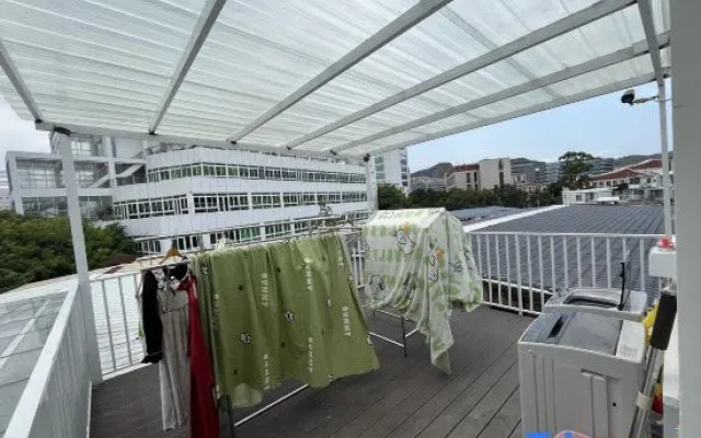 Yige Seaview Parent-child Hotel (Xiada Baicheng Branch, Huandao Road)