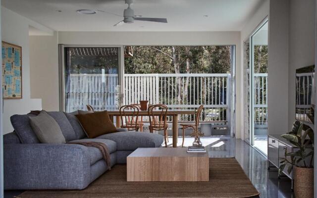 Byron Bay Accom - North Beach Houses 28 Bayshore Drive - No pool in studio