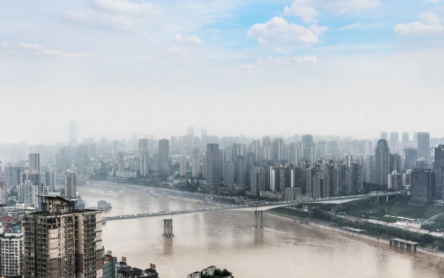 Crowne Plaza Chongqing Jiefangbei(Formerly InterContinental Chongqing)