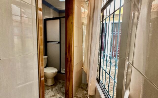 Hostal Taxo Yura