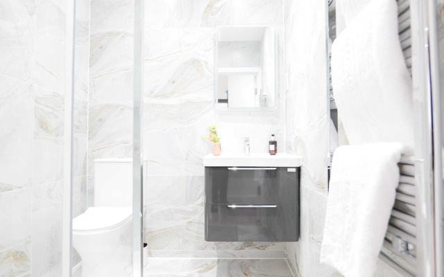 The Wembley Crown Luxe 1 Bed Flat