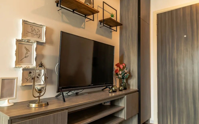 Apartment 450m from BTS with Sky Pool - bkbloft7