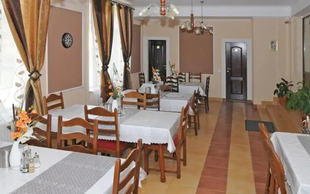Pensiunea Crinul
