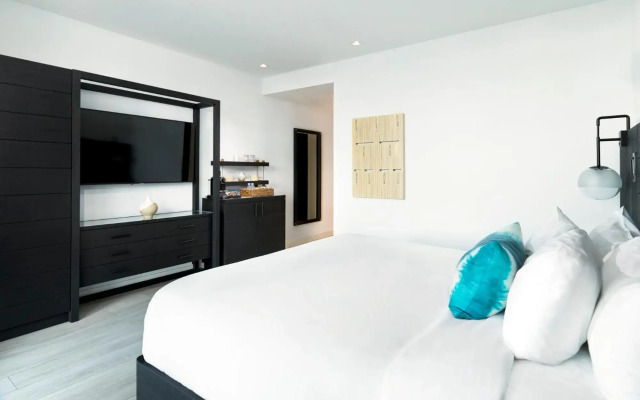 Wave Resort
