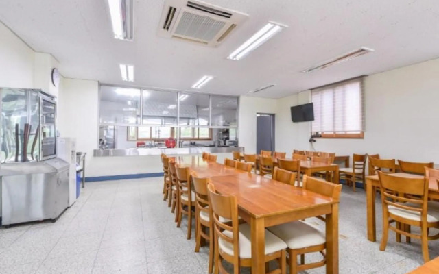 Gwangyang Sandalbaengi Pension